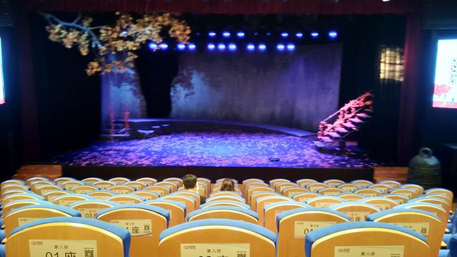 广州大型演出剧场出租的相关图片