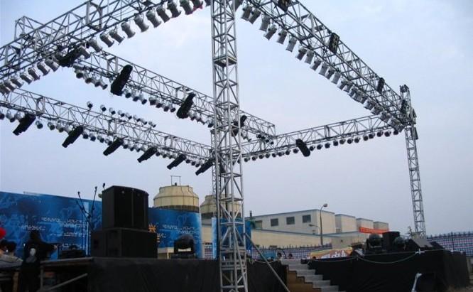 广州安达舞台灯光音响设备厂的相关图片
